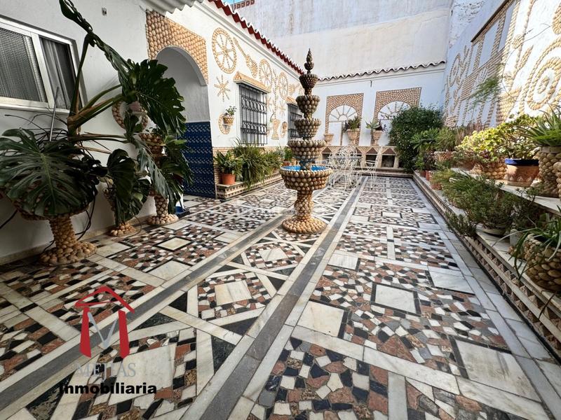 Foto 5f8f1880-f0b9-44c5-b70c-aa1bd5e7bf76. Casa a Cueva de Menga Antequera