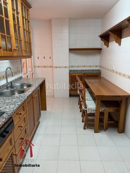 Foto 5adeb59b-4ae3-4da3-a9a3-2c1f316e6b40. Pis amb calefacció aparcament a Centro Antequera