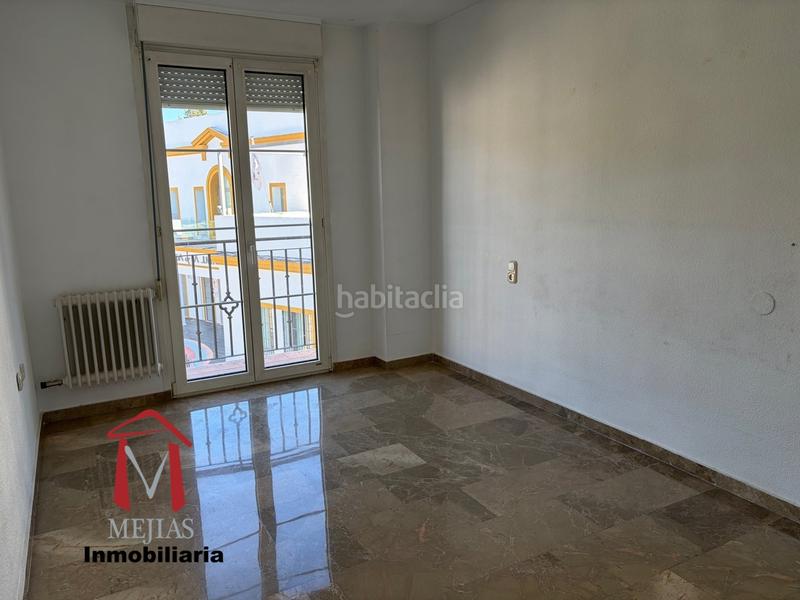 Foto f65bf035-e2a9-4838-aaa4-5682f5d6f061. Pis amb calefacció aparcament a Centro Antequera