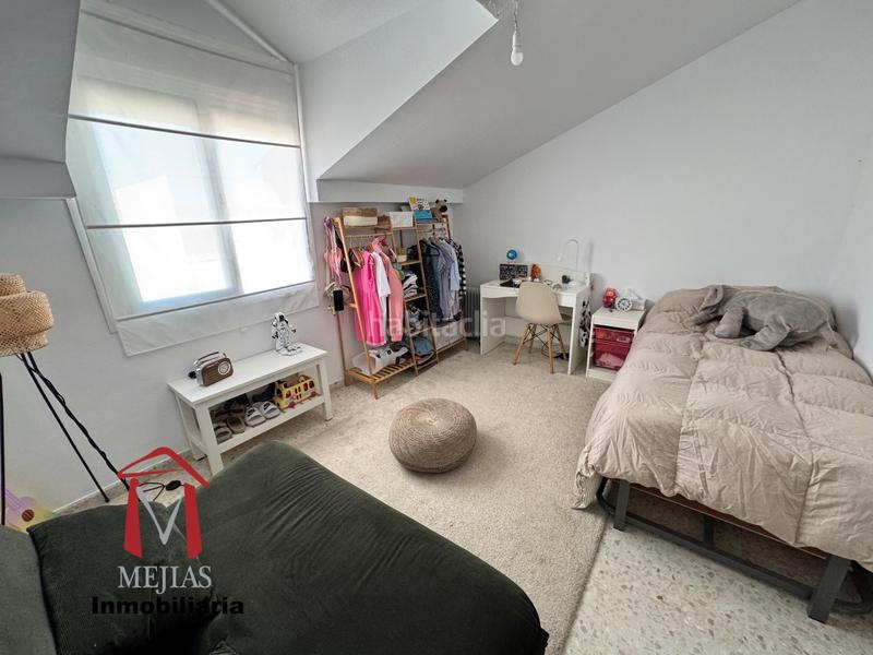 Foto a96dfdc9-421d-492e-a337-a9094bc4889d. Maison jumelée avec parking dans Zona de la Vega Antequera