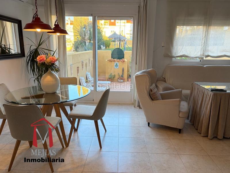 Foto 4447c2cd-b25f-44d8-9eb9-ee442114d31c. Chalet buscas el hogar de tus sueños ? lo tenemos para ti! este maravilloso chalet es la combinación perfecta de confort, ele en Antequera