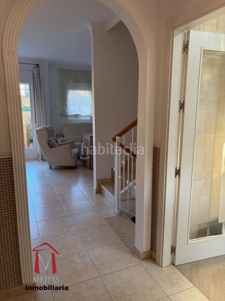 Foto 63cd98a2-72e9-4536-ba8b-809d0f5afc4d. Chalet buscas el hogar de tus sueños ? lo tenemos para ti! este maravilloso chalet es la combinación perfecta de confort, ele en Antequera