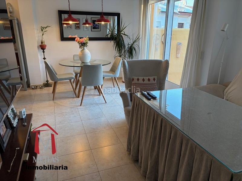 Foto 8d5d1135-7b2c-4a36-a90a-7ab9d00790f6. Chalet buscas el hogar de tus sueños ? lo tenemos para ti! este maravilloso chalet es la combinación perfecta de confort, ele en Antequera