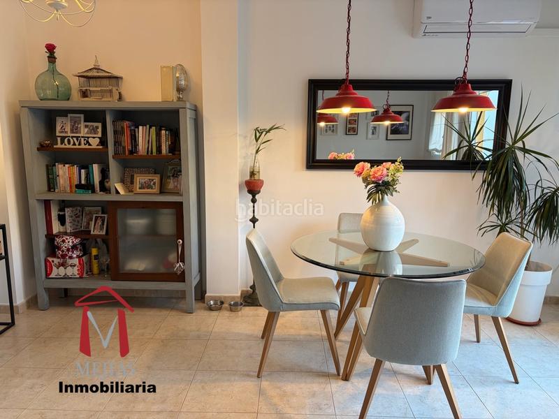 Foto bcde4e64-62be-4b21-b49d-7e51f0cfd7c5. Chalet buscas el hogar de tus sueños ? lo tenemos para ti! este maravilloso chalet es la combinación perfecta de confort, ele en Antequera