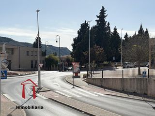 Flat in Zona de la Vega. Piso en miraflores en primera planta y listo para entrar a vivir