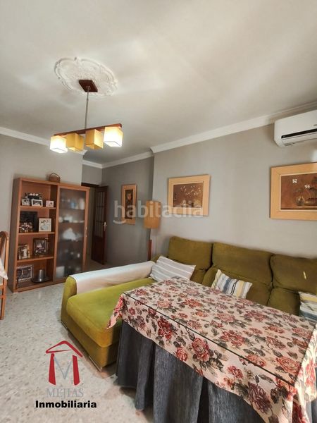 Foto 4d4d4a4e-afce-475e-bf75-c324b9b2282b. Pis a Cueva de Menga Antequera