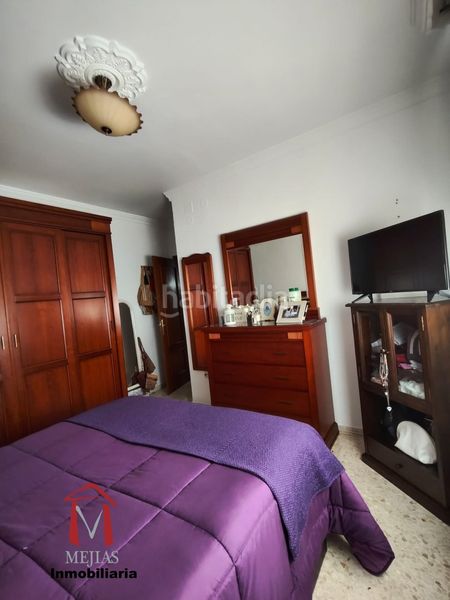 Foto a28b2539-5288-475d-8d6c-2b5db6014c29. Pis a Cueva de Menga Antequera