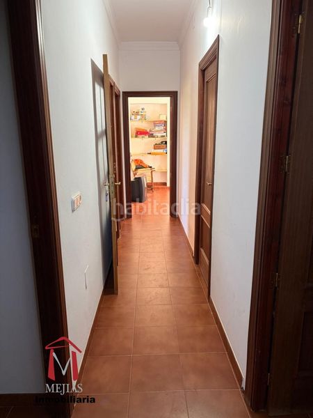 Foto adcf932d-0c81-4371-a204-7505a4e3318d. Masia a Zona de la Vega Antequera