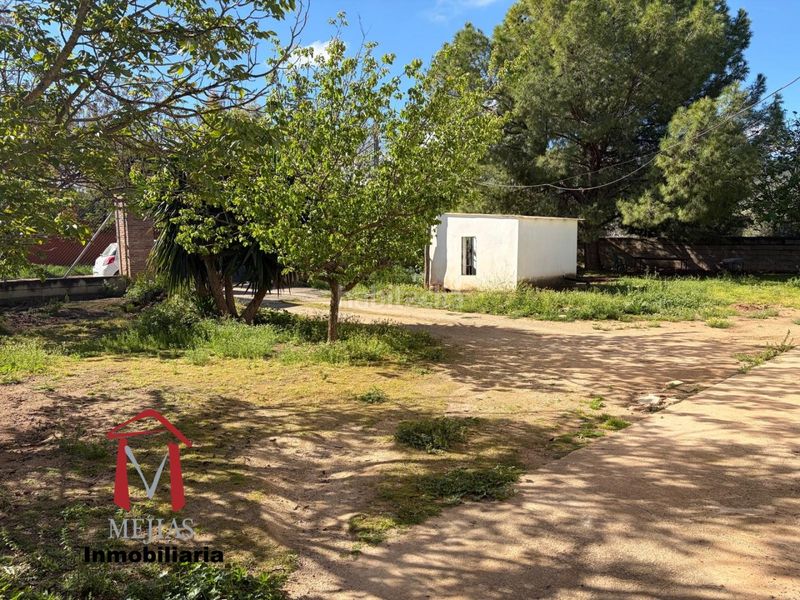 Foto eeb855a9-3be2-482e-ad3f-6b4adff5b0e5. Masia a Zona de la Vega Antequera