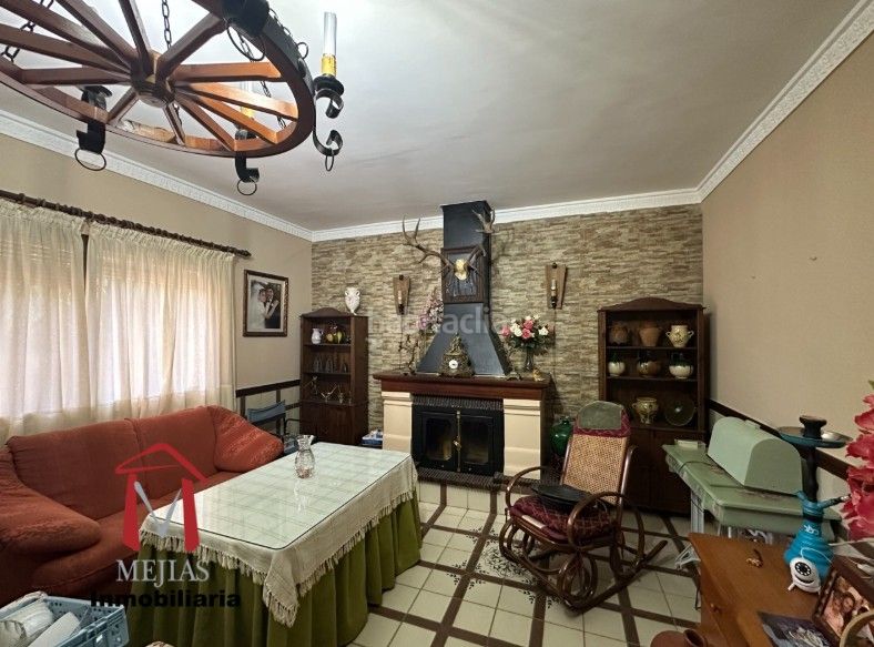 Foto 4374242b-6493-4b3b-85bc-e2916614f6e5. Masia amb aparcament piscina a Centro Antequera