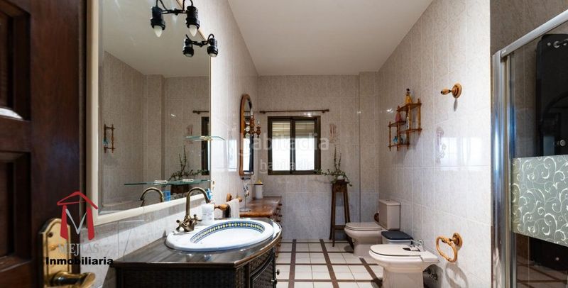 Foto 76863c82-143a-4368-86fe-44ca00ee346b. Masia amb aparcament piscina a Centro Antequera