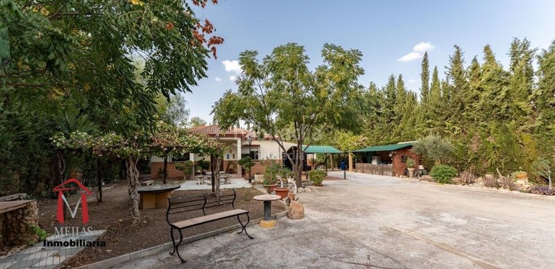 Foto c46d7f8f-afb0-4564-b1c3-4849b80d85fa. Masia amb aparcament piscina a Centro Antequera