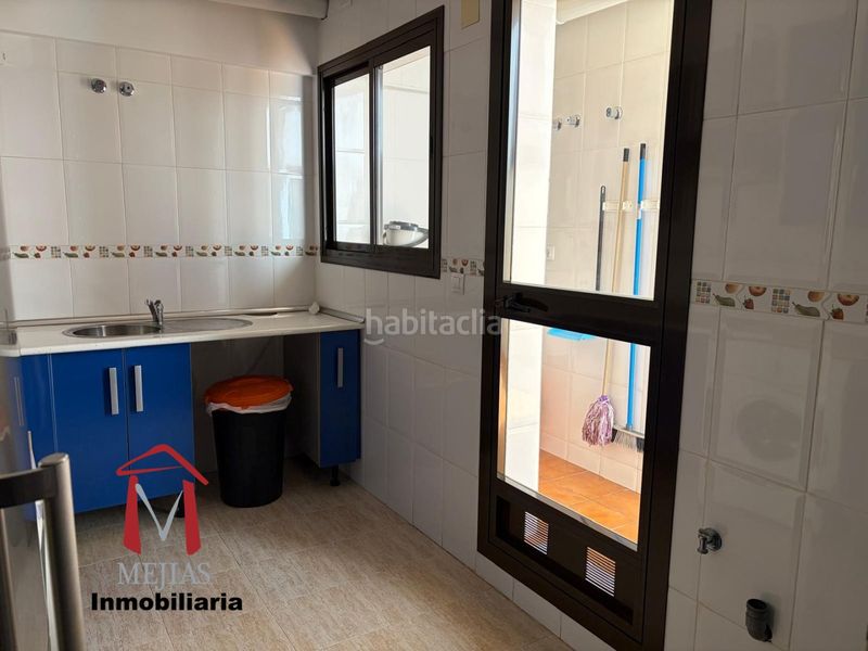 Foto 01f0b6ca-188e-44e5-b77a-a302c9fe5f07. Casa adossada amb aparcament a Cueva de Menga Antequera