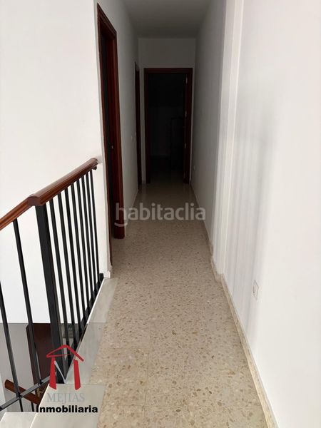 Foto 41e5a45e-e72a-4ae5-8a36-bfb4464f7cb8. Casa adossada amb aparcament a Cueva de Menga Antequera
