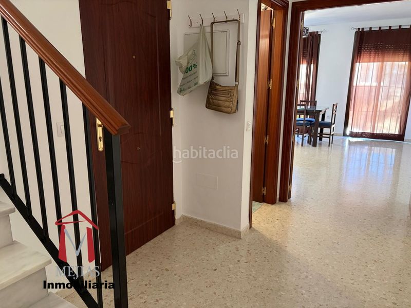 Foto b308dc80-01c0-4ab3-972e-b74fe380e181. Casa adossada amb aparcament a Cueva de Menga Antequera