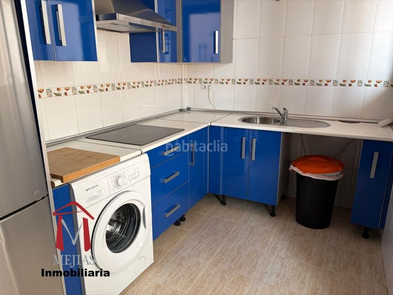 Foto d04a1d7f-63ac-4a9f-a7b3-ee91a52c2806. Casa adossada amb aparcament a Cueva de Menga Antequera