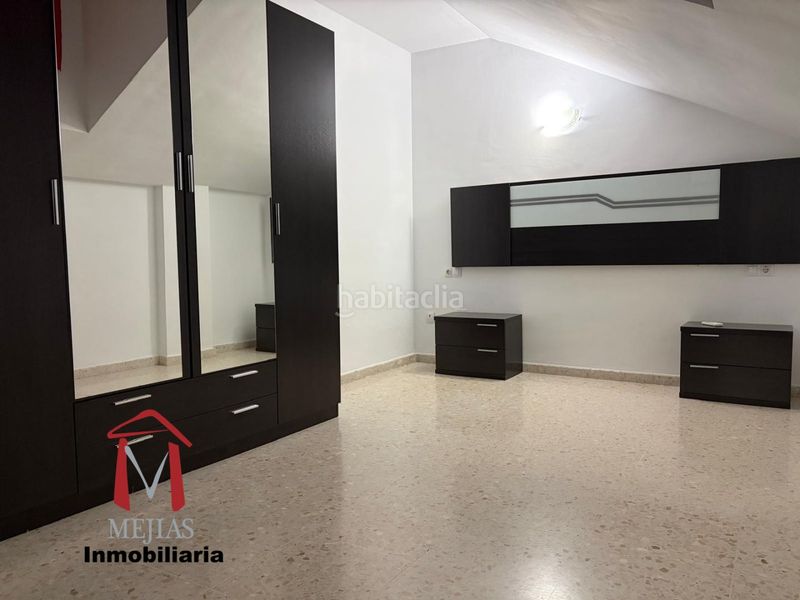 Foto d25d638d-05ad-4a53-8e06-5f11337679de. Casa adossada amb aparcament a Cueva de Menga Antequera