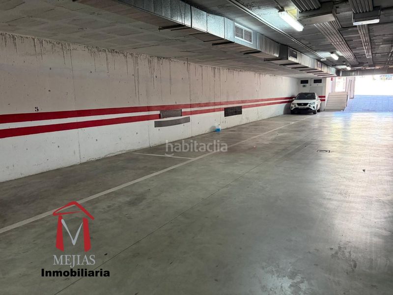 Foto fc08b0de-e95d-42f4-8eb6-fc0b51487982. Casa adossada amb aparcament a Cueva de Menga Antequera