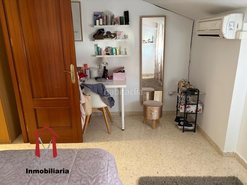 Foto 138070dc-cfed-4f0b-bd27-c26ef331edd2. Casa adossada amb aparcament a Zona de la Vega Antequera