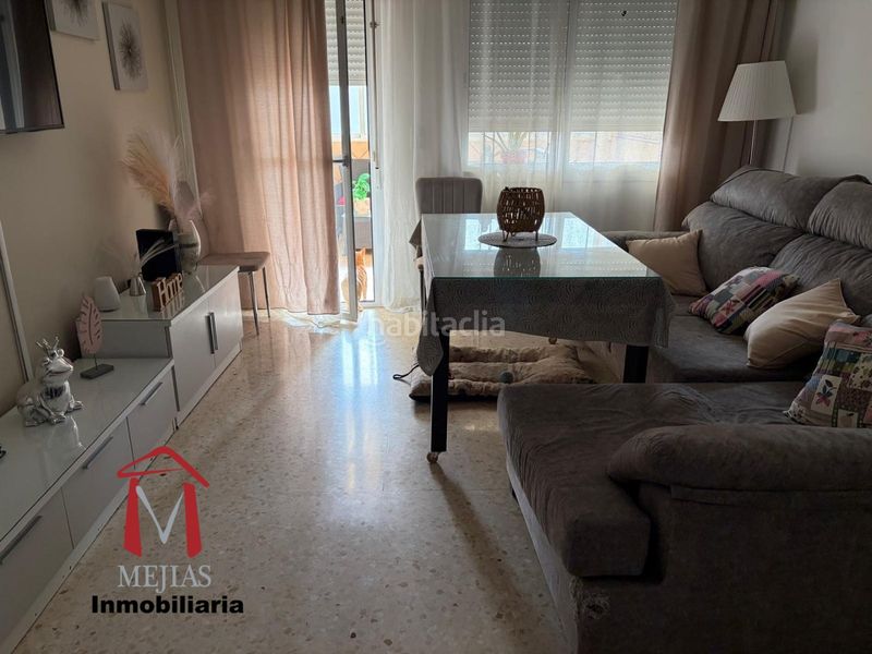 Foto 4dbf85ef-f12b-4e39-83e4-84628c1d4390. Casa adossada amb aparcament a Zona de la Vega Antequera