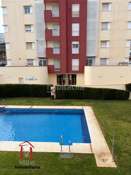 Foto f66396fc-afc2-46ad-9b33-f54d1608a80b. Pis amb calefacció aparcament piscina a Zona de la Vega Antequera