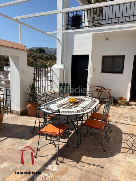 Foto af7662b4-6b66-4be9-b46b-c41f7d847fd5. Casa amb calefacció aparcament a Casco Histórico Antequera