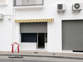 Locale commerciale in Centro. Local en venta  zona mercadose vende local comercial de 63 m, si