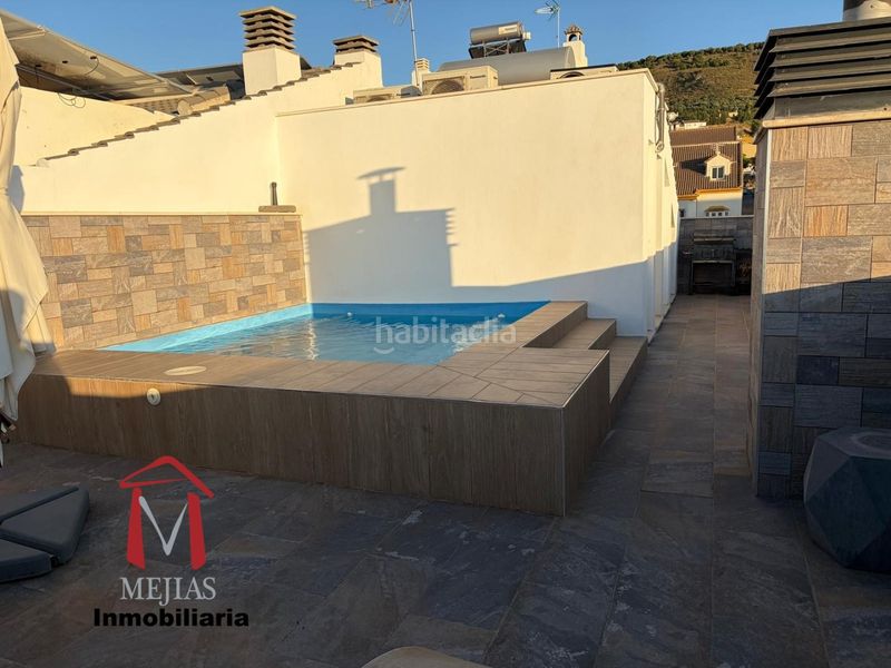 Foto 94287bb8-3b6d-4847-8888-222cc8810d84. Xalet amb calefacció aparcament piscina a Centro Antequera