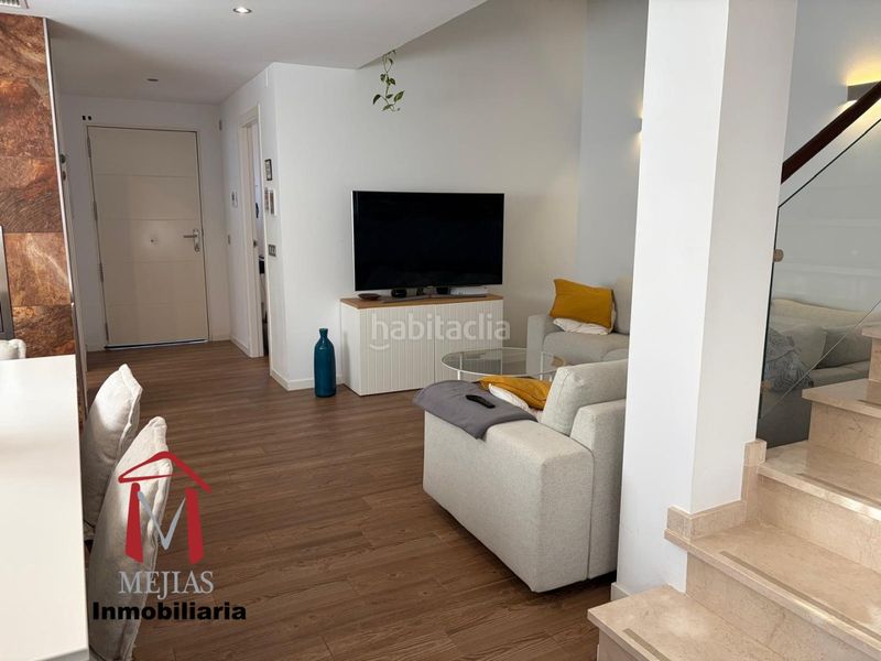 Foto a14448d8-29ef-4005-8488-01461e7c3681. Xalet amb calefacció aparcament piscina a Centro Antequera