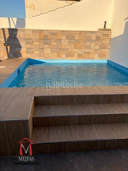 Foto e678895a-1c0e-487e-ada8-6251c32485ba. Xalet amb calefacció aparcament piscina a Centro Antequera