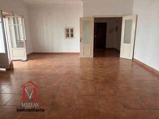 Appartamento in Centro. En exclusiva, piso a un paso de calle infante con 177m2, 6 habit