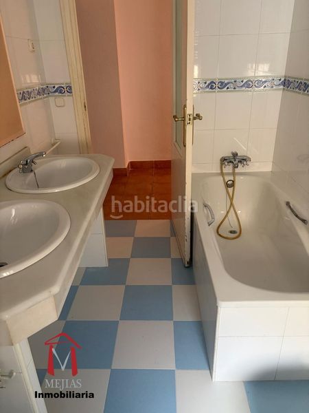 Foto cf202214-a1c8-4da3-8b4f-4256ef5bc7e7. Flat in Centro Antequera