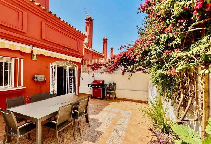 Foto a24000d0-cce1-48e5-9ab7-29414d69fe72. Casa adossada a Los Pacos Fuengirola