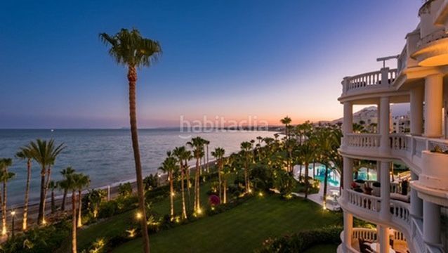 Foto 3285aa69-a680-4704-b9d9-545a9b022f3e. Pis amb aparcament piscina a Guadalmansa Estepona
