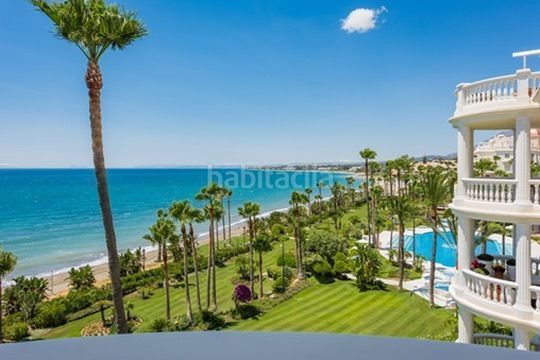Foto 491da9d6-452d-4d60-8b04-ee507a706262. Pis amb aparcament piscina a Guadalmansa Estepona