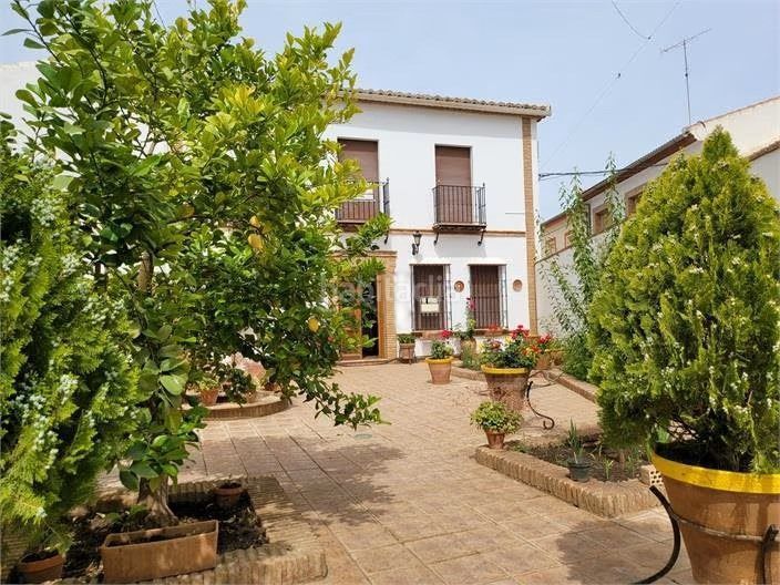 Foto cf0e3725-223e-4415-a034-87ba18d2239f. Casa adossada amb calefacció a Mollina