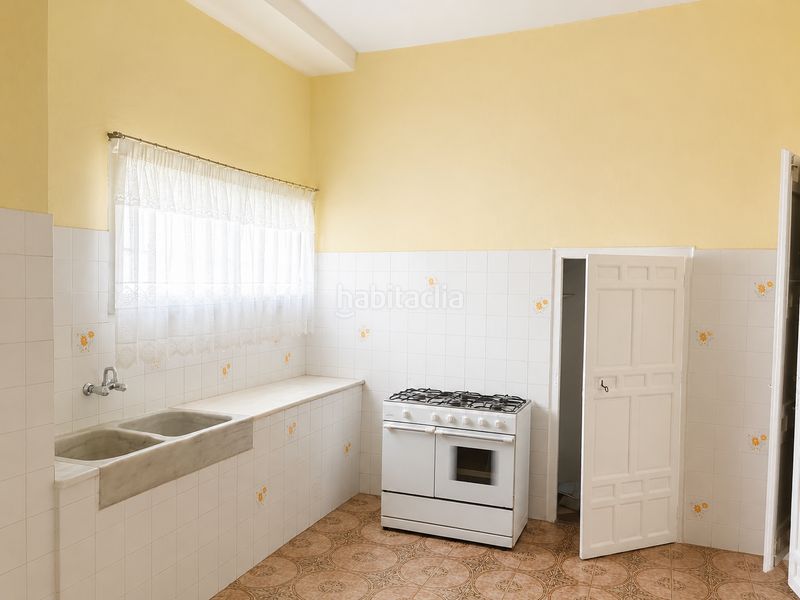 Foto 15200f2b-c366-41a7-829f-6b00485038ed. Masia a Centro Antequera