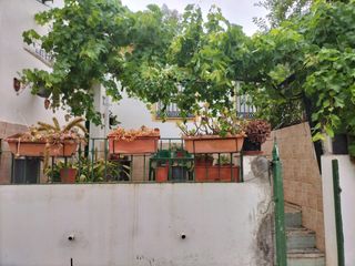 Masia a Olías. Casa de campo en finca rústica