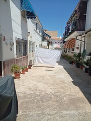 Etagenwohnung in Fuentemora. Piso en planta baja