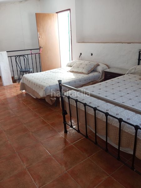 Foto 21d4a2a5-81d9-453c-b58b-f3a8519f6c69. Casa a Comares