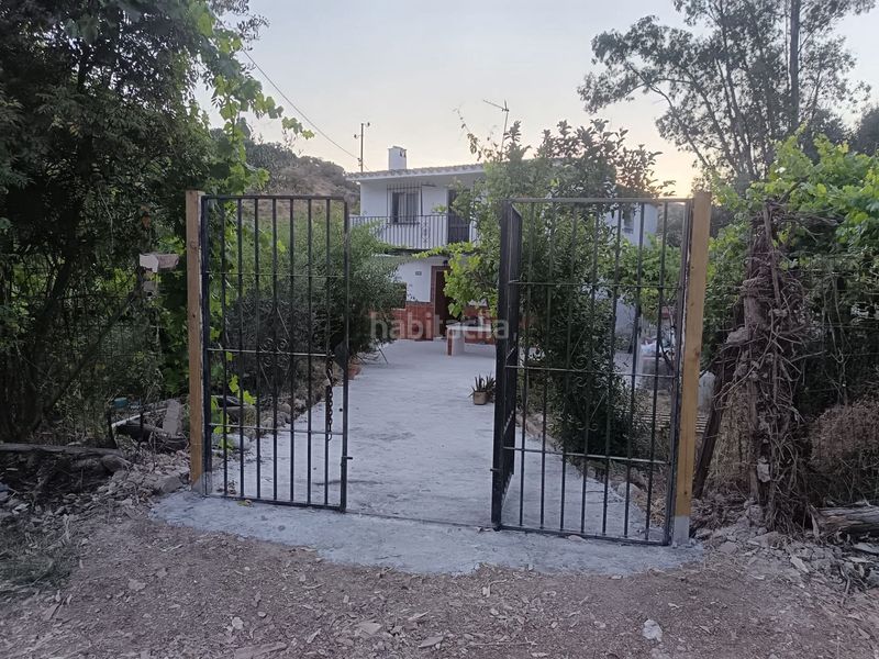 Foto ec18d31d-8d7c-4d39-a2f8-33d862552b34. Casa a Comares