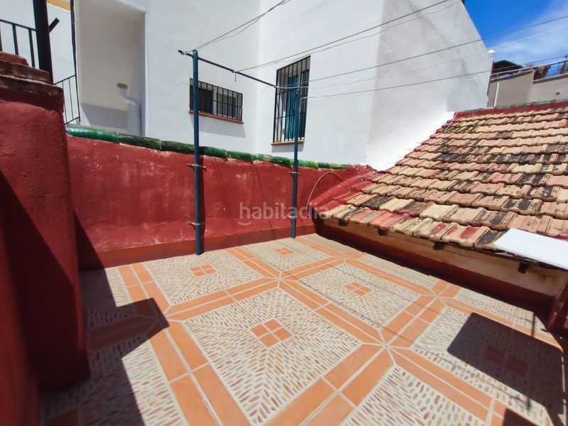 Foto 0eb7b18b-8a46-44f8-a5da-ff79fc3f81e9. Casa a El Molinillo - Capuchinos Málaga