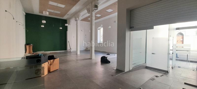 Foto 84f9345b-0926-4ef6-89b0-6a31abf36732. Alquiler local comercial en calle gran vía de colón 29 aquiler local en gran via en Granada