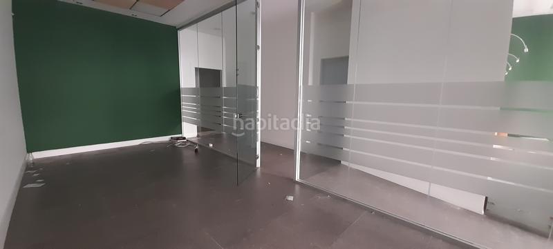 Foto c7346431-efda-41d2-9990-4f4eea12c8d2. Alquiler local comercial en calle gran vía de colón 29 aquiler local en gran via en Granada