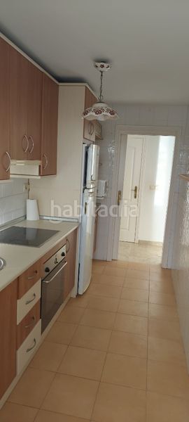 Foto e3cce709-ae79-4d68-8444-0e25c91b7d81. Pis a playa poniente 86a a Playa de Granada Motril
