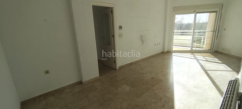 Foto e718df88-b241-4185-957a-44d1a3f67256. Pis a playa poniente 86a a Playa de Granada Motril