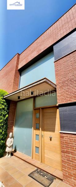 Foto 3d2941a3-80a5-41a1-8986-86a4a46cc9bc. Chalet avec parking dans Teià