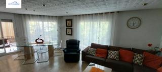 Appartement à Rocafonda. Amplio piso de 4 habitaciones en rocafonda, mataró  oportunidad
