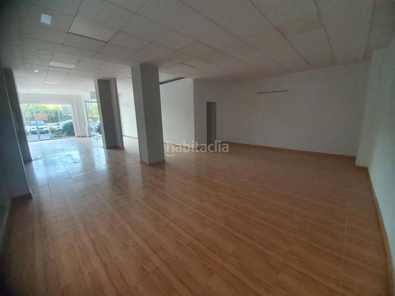 Foto bb18f48d-d5e0-42e5-bd95-479743c790c3. Location local commercial dans Úbeda