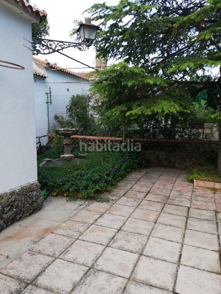 Foto b371b06f-fd8f-4e50-a7df-0b91d1a47e15. Chalet  a un paso y úbeda, parcela muy cuadrada y con muchas posibilidades. en Torreperogil